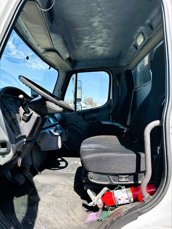 truck 211929 (6+1)-8064610609