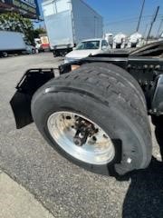 truck 211930 (13+1)-9047597620