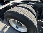 truck 211930 (15+1)-9047597627