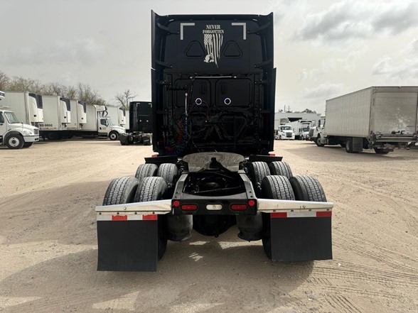 truck 211931 (4+1)-9048246774