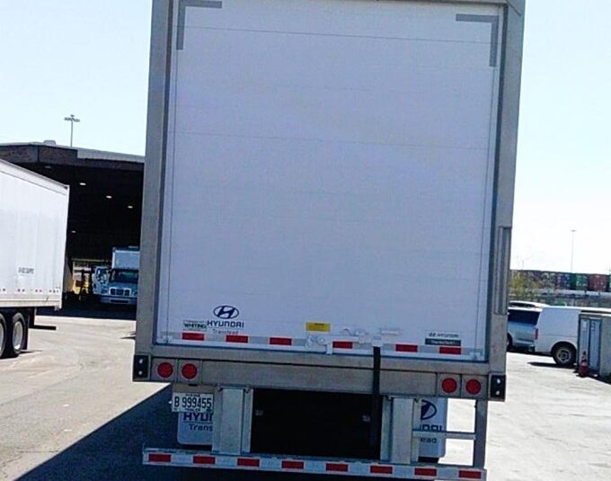 truck 211936 (5+1)-9003703060