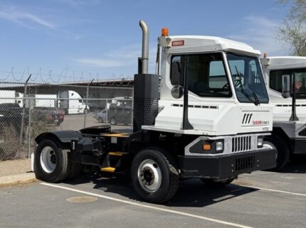 truck 211952 (0+1)-9067907892