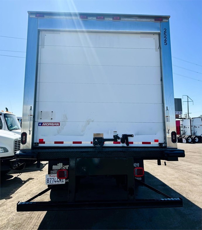 truck 212120 (2+1)-9018299777