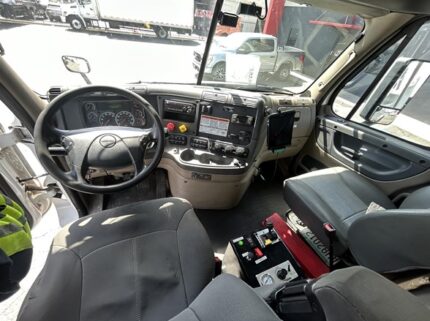 truck 212121 (4+1)-9070078618