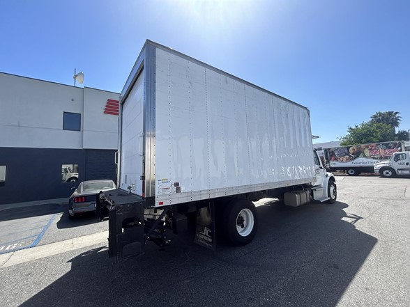truck 212123 (4+1)-9070096884