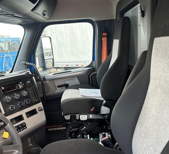 truck 213059 (6+1)-9070749971