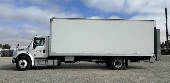 truck 213062 (1+1)-9071442126