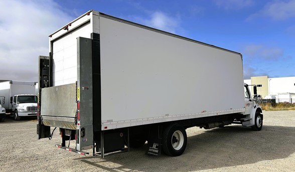 truck 213062 (6+1)-9071442312