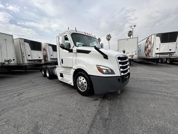 truck 219670 (5+1)-11001442704