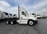 truck 219671 (0+1)-11001443629