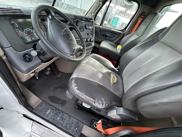 truck 219671 (4+1)-11001443714