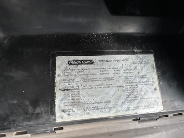 truck 219671 (6+1)-11001443735