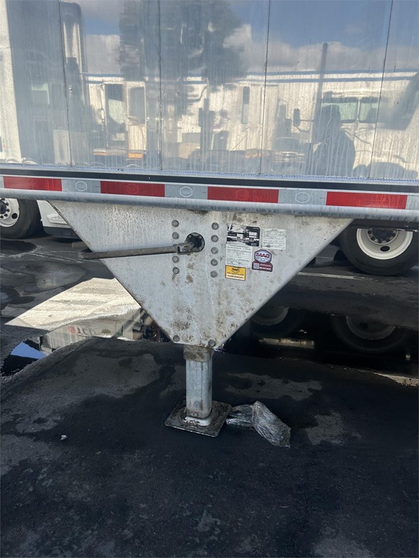 truck 219676 (7+1)-8057226618