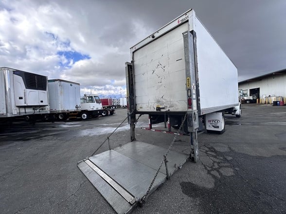 truck 219748 (4+1)-11005657821