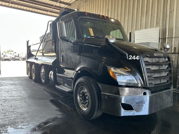 truck 219754 (1+1)-9074365526