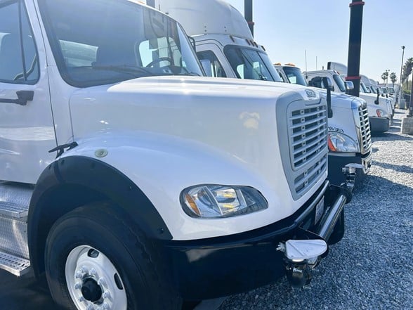 truck 219755 (5+1)-11008483051