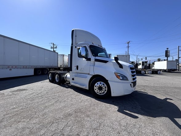 truck 219759 (2+1)-11009538686
