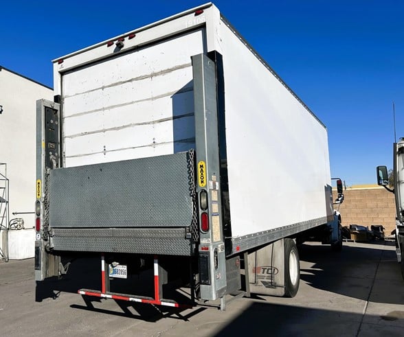 truck 219761 (2+1)-10027175107