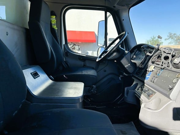 truck 219761 (4+1)-10027175144