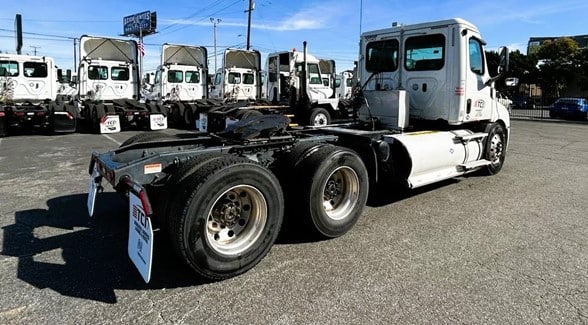 truck 219766 (2+1)-11001291559
