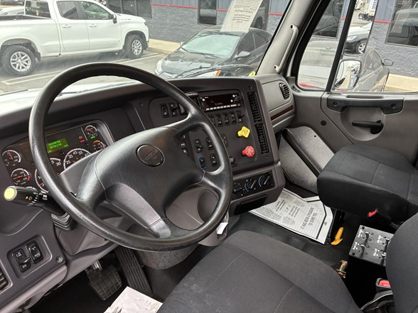truck 219773 (7+1)-11006178569