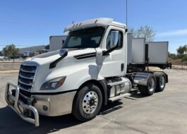 truck 219775 (0+1)-9025882157