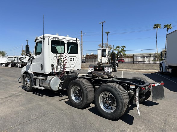 truck 219775 (4+1)-9025882244