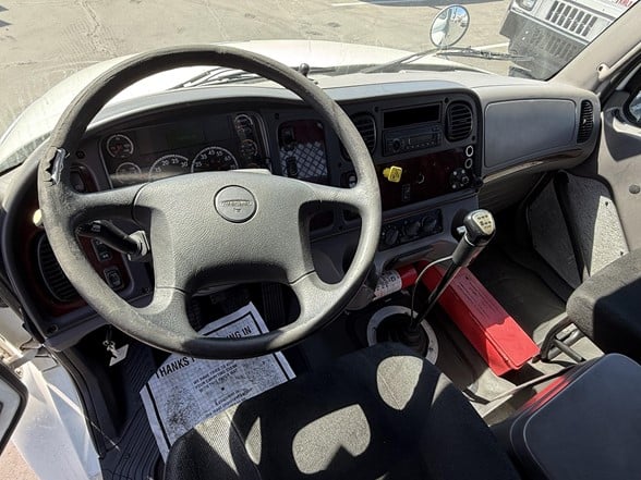 truck 219776 (11+1)-11013637195