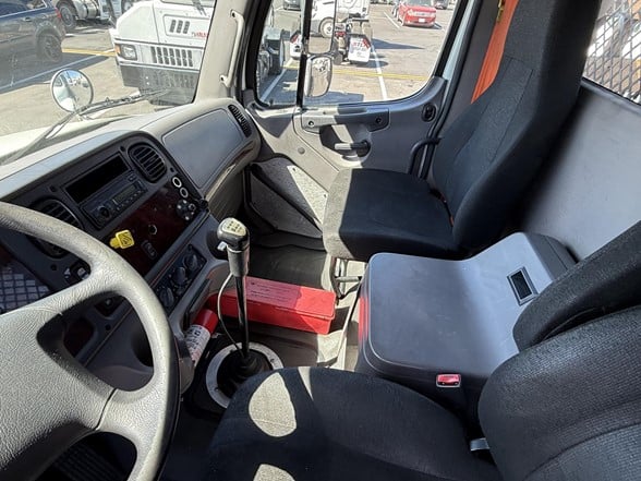 truck 219776 (12+1)-11013637213