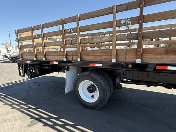 truck 219776 (8+1)-11013637051