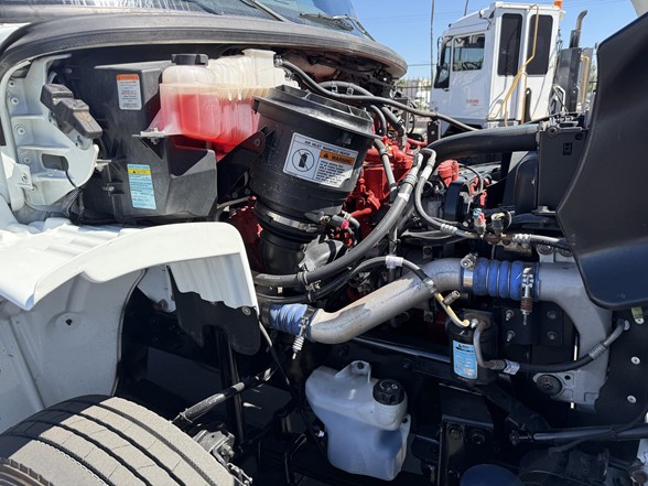 truck 219783 (9+1)-11013637140