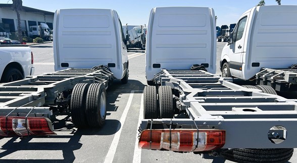 truck 219784 (10+1)-9076180659