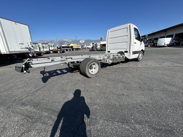 truck 219785 (2+1)-10019331402