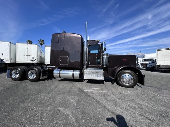 truck 219803 (2+1)-11008012009