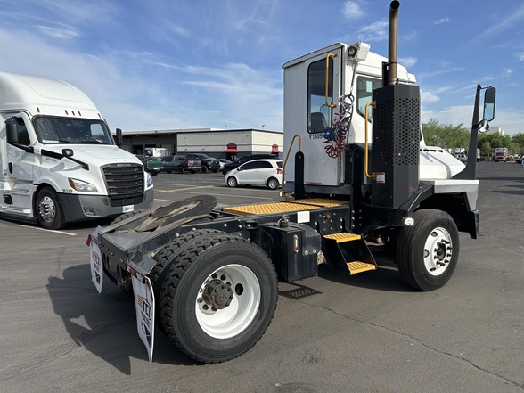 truck 219897 (6+1)-11019014085