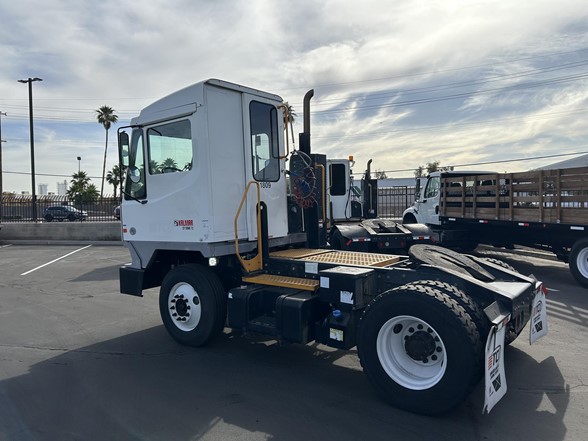truck 219897 (8+1)-11019014265