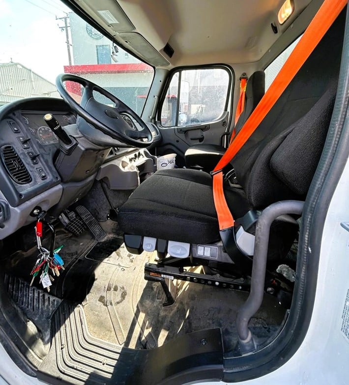 truck 220558 (5+1)-10018313066