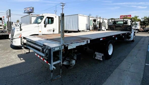 truck 220560 (2+1)-10018312972