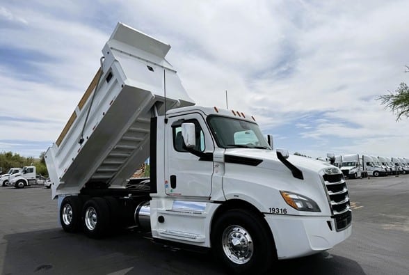 truck 220571 (5+1)-11021934441