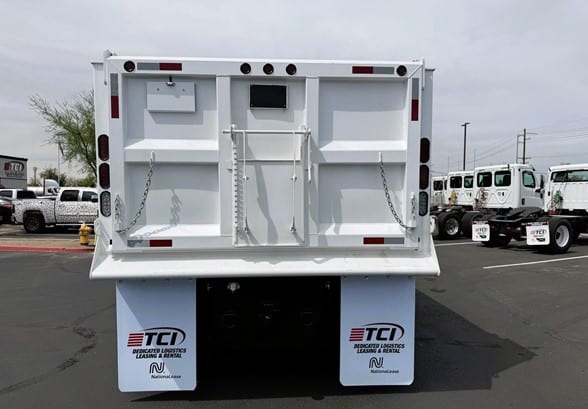 truck 220571 (6+1)-11021934443