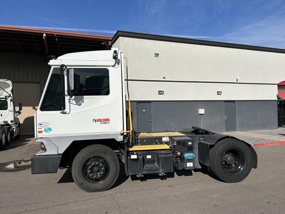 truck 220574 (5+1)-11021566203
