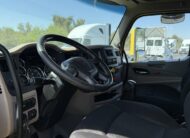truck 220576 (8+1)-11020883401