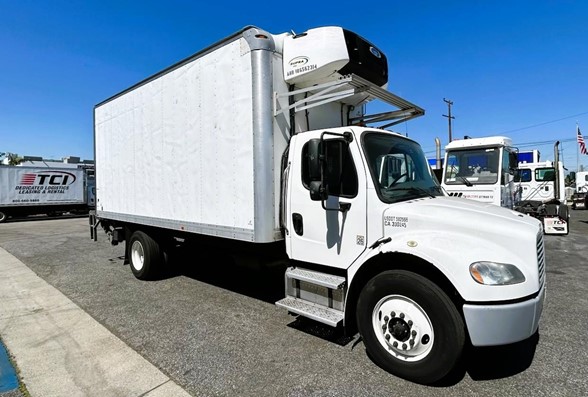 truck 220605 (6+1)-11012299116