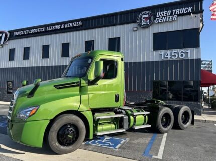 truck 220607 (0+1)-11020877264