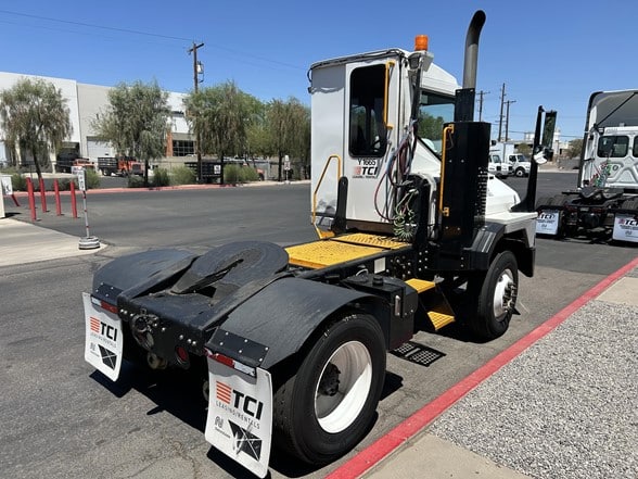 truck 220816 (5+1)-11024319850