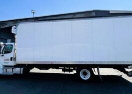 truck 220979 (0+1)-11027588729