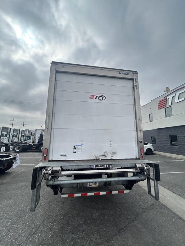 truck 220980 (3+1)-11027226665