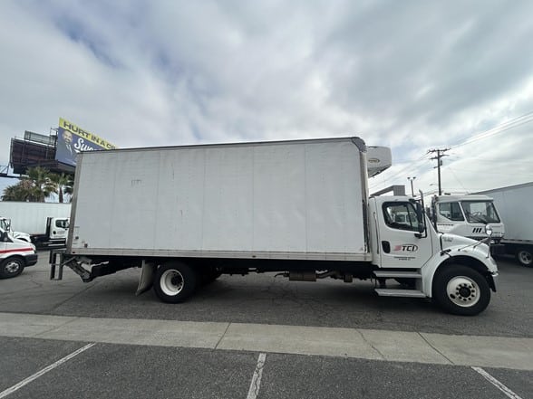 truck 220980 (4+1)-11027226689