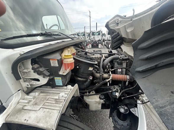 truck 220980 (7+1)-11027226710