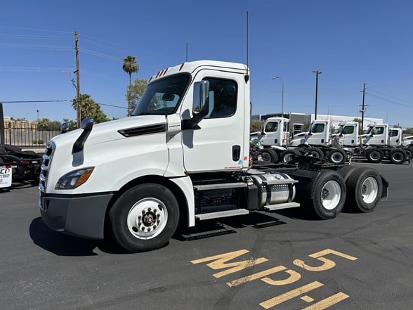 truck 220981 (1+1)-11028072208